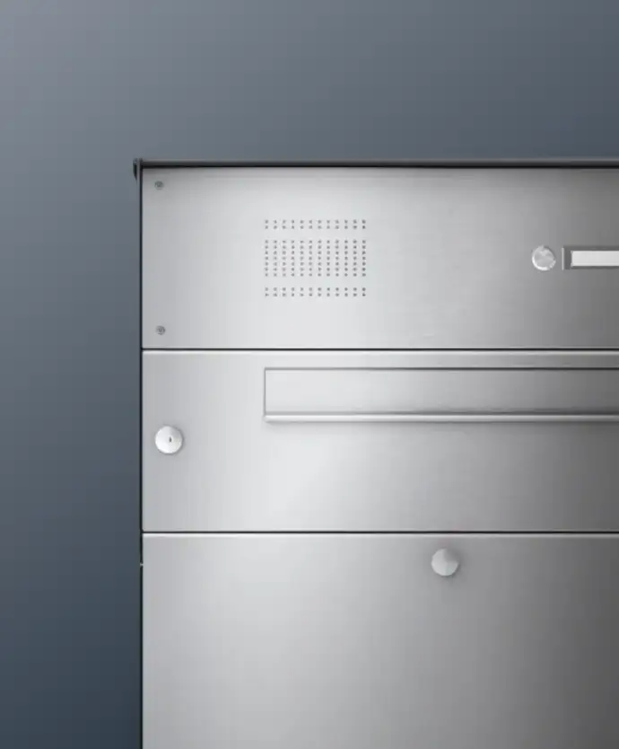 Paketbox mit Sprechanlage in Edelstahl