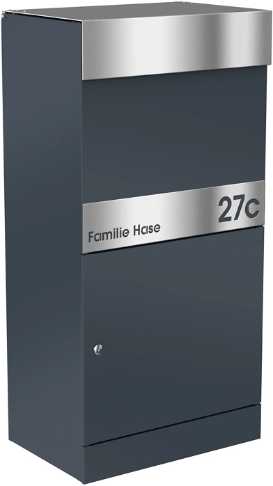 Große Paketbox MONTREAL in Anthrazit mit Edelstahlklappe und Beschriftung von KNOBLOCH