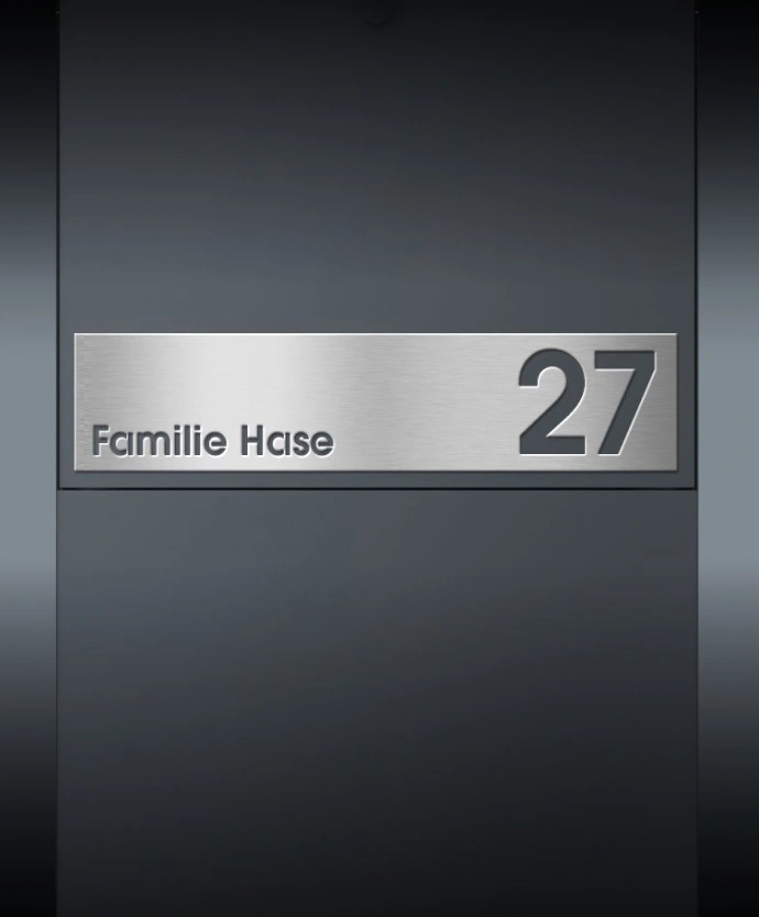 Paketbox mit Edelstahl-Beschriftungsblende für Name und Hausnummer