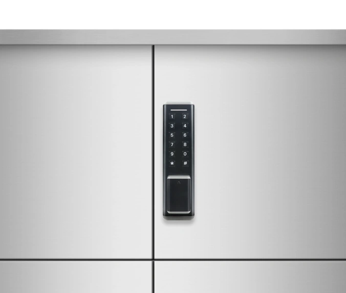 <b>Elektronisch</b>mit Codeschlössern